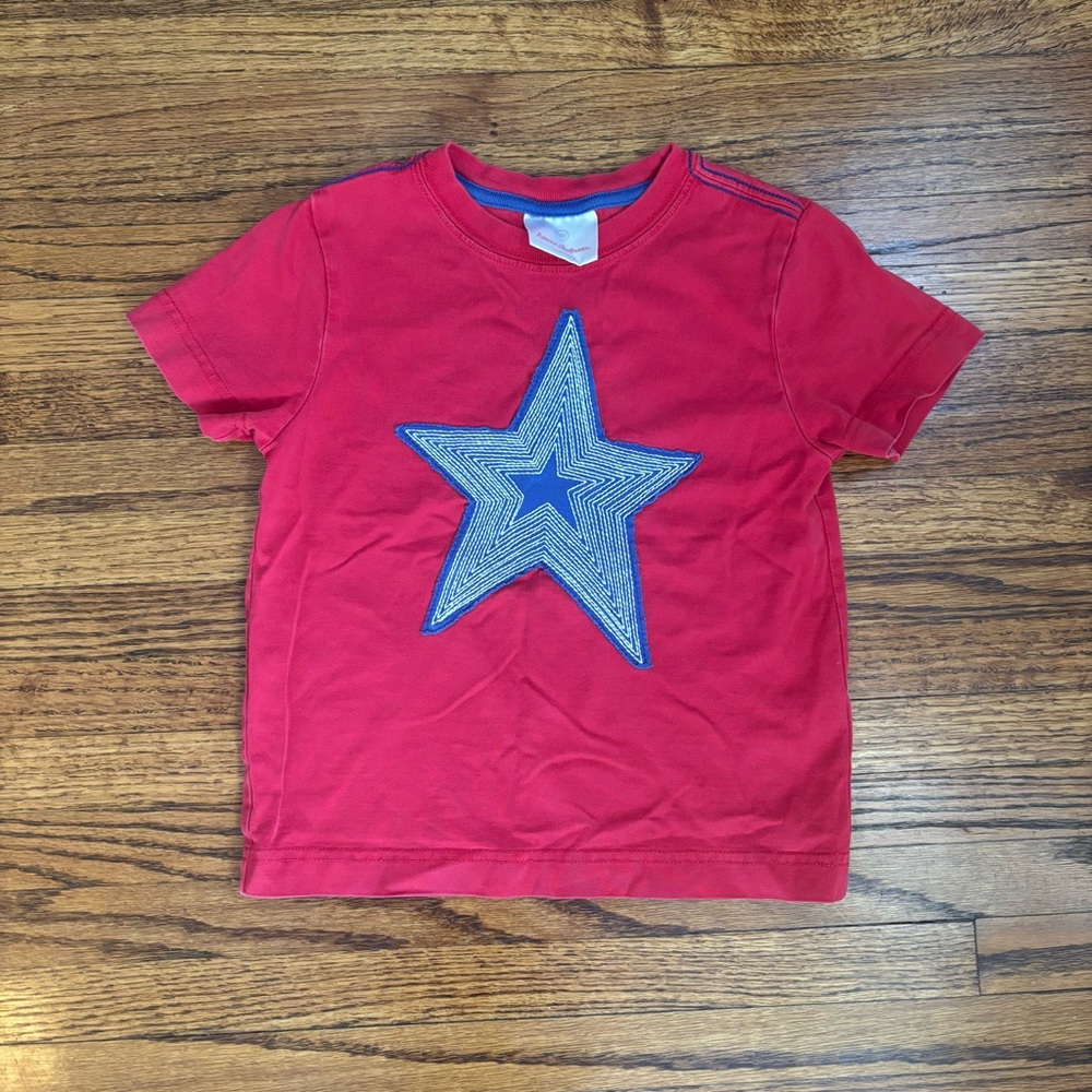 Hanna Andersson Red and Blue Star Appliqué T-Shirt, Size 90 / US 3T